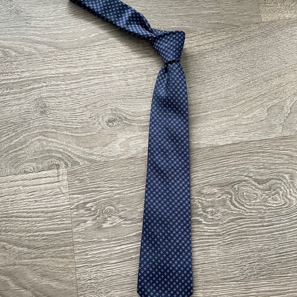 Banana Republic tie - Picture 2 of 3